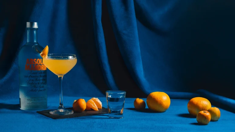 MANDARINA: LA MIGRANTE QUE NO VENÍA A NADA… Y TERMINÓ SIENDO TODO